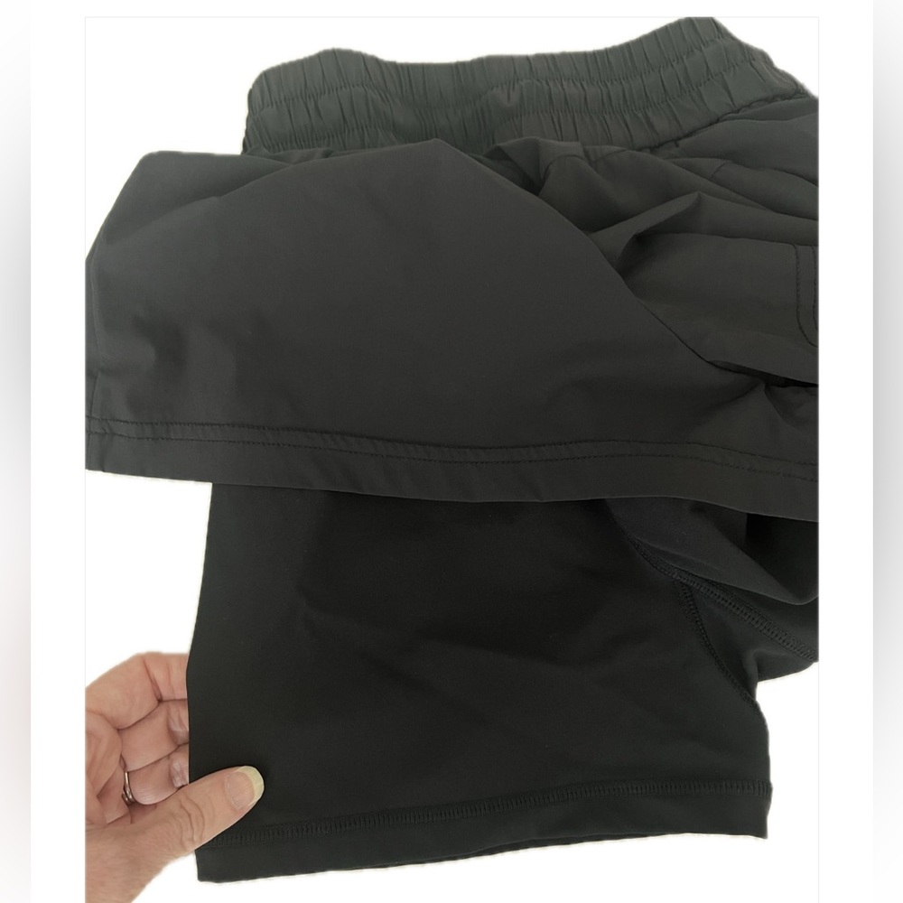 Sweaty Betty Circuit Workout Shorts XS - 2” inseam, inner liner/undershort - Picture 5 of 9